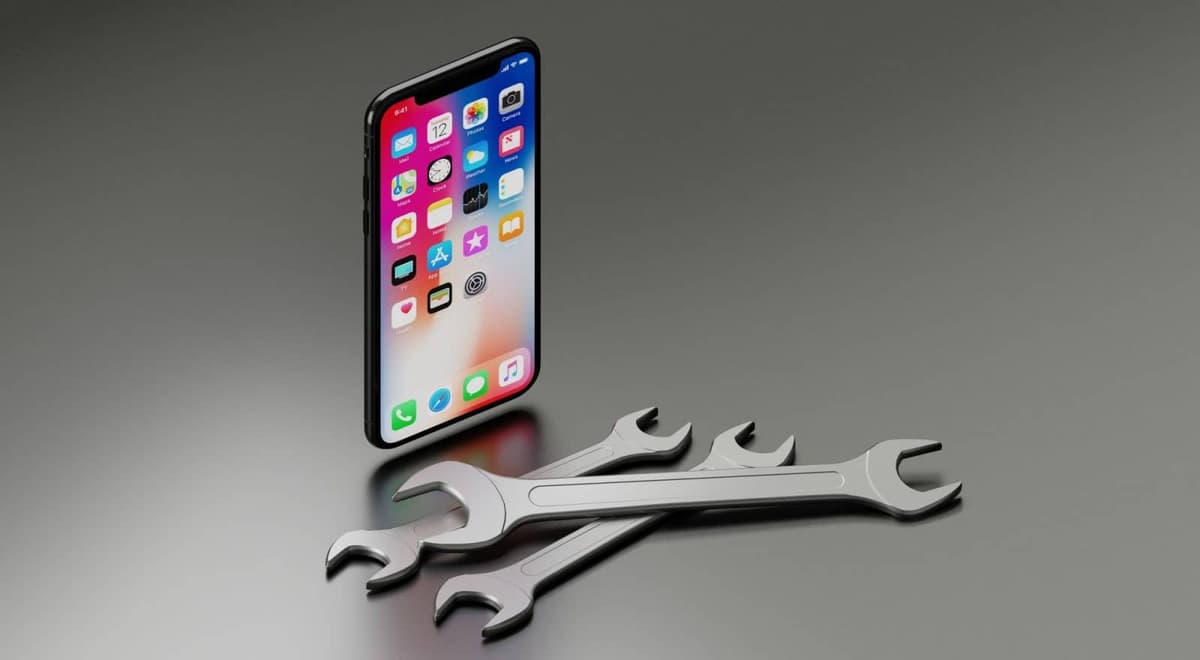 Sell My iPhone: Refurbished vs Second-Hand