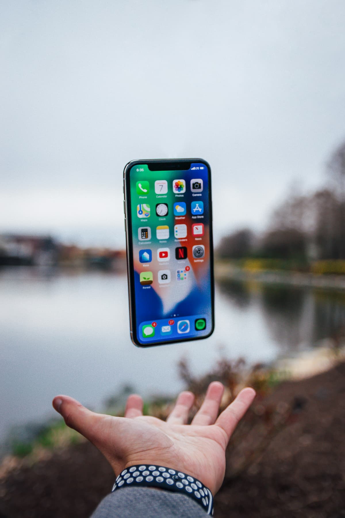 Refurbished Phones Are the Smart Choice