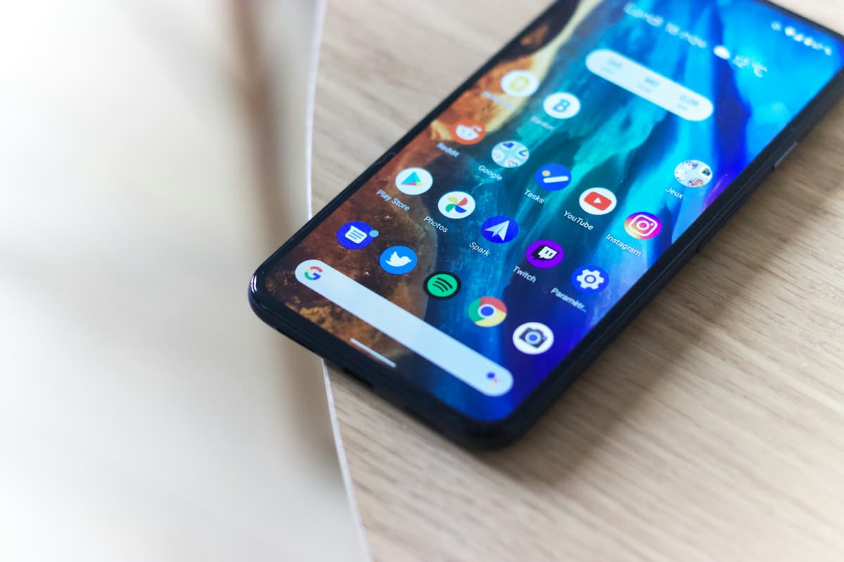 Google Pixel vs iPhone