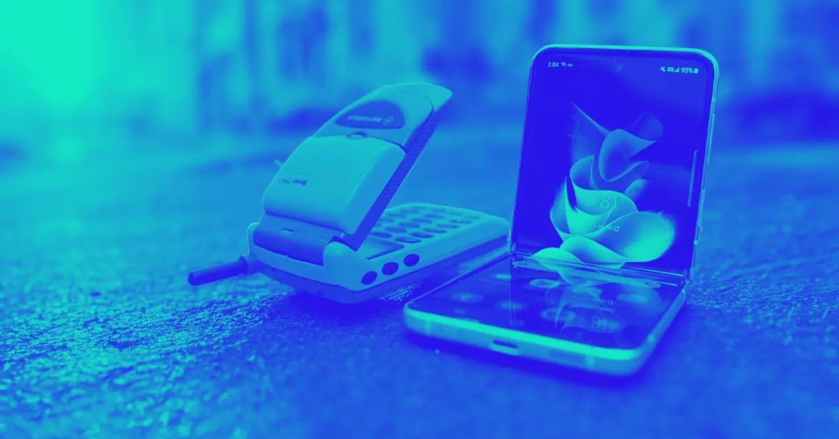 History Of The Flip Phone