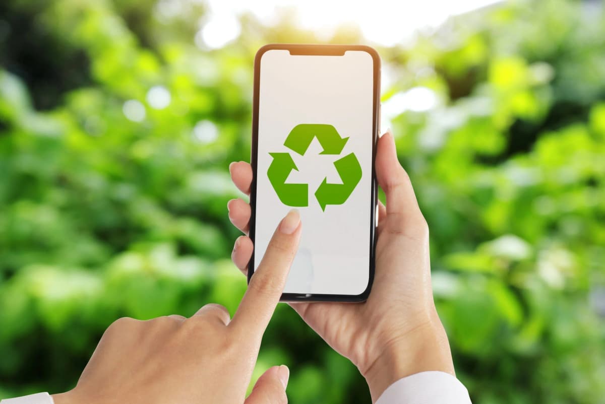 The Sustainable Mobile Phone Industry: Envirofone’s Crucial Role in the Circular Economy